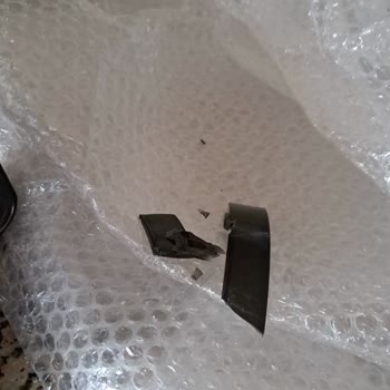 Yeni Alınan Ürün Hem Bozuldu Hem De Servisten Kırık Döndü!