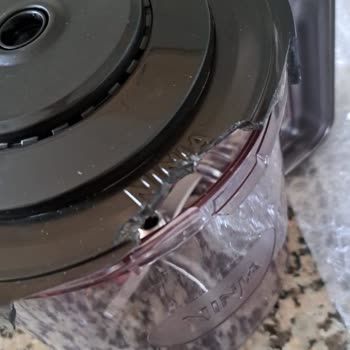 Yeni Alınan Ürün Hem Bozuldu Hem De Servisten Kırık Döndü!