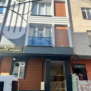 Klima Montajı Sırasında Cam Patladı, Rent A Car Yüksek Masraf Çıkardı