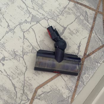 Dyson Süpürge Başlığı Farklı Renk Gönderildi, Çözüm Sunulmadı