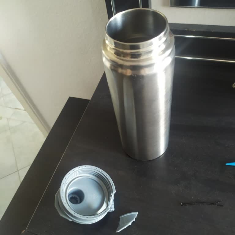 Korkmaz Termos Kapağı Temin Edilemiyor, Ürün Kullanılamaz Hale Geldi