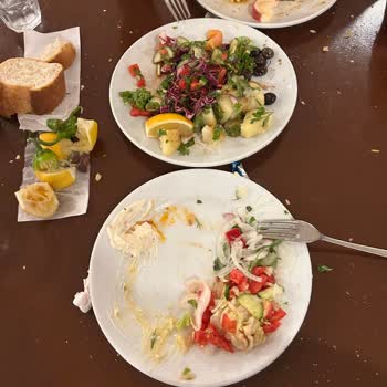 Risus Beach Resort Hotel Kuşadası Otelin Hijyen Ve Hizmet Eksikliği Ailemizi Mağdur Etti!