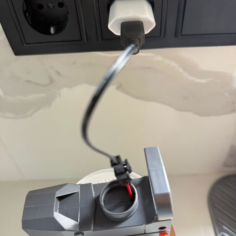 Elektrikli Su Tabancası Bozuk Geldi, Çözüm Sunulmadı