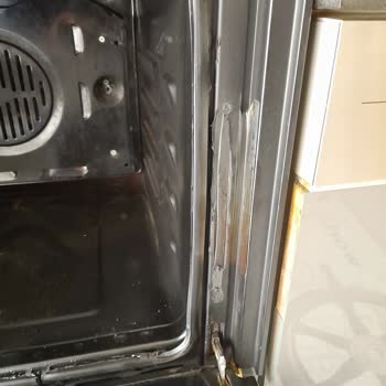 Fırın Tamiri Sonrası Kapanmayan Kapak Ve Yoğun Koku Sorunu