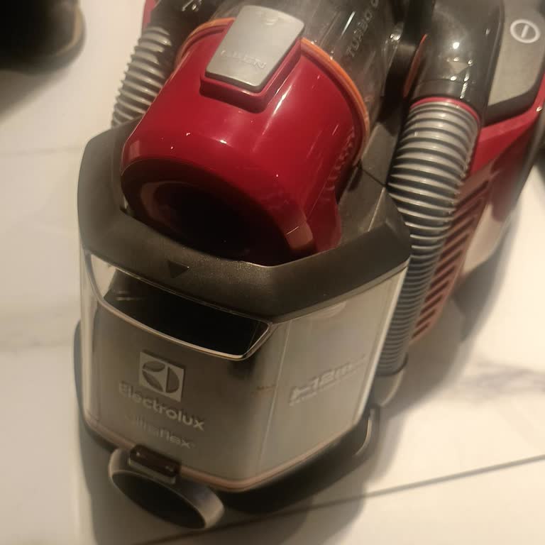 Teşhir Ürünü Sıfır Diye Satmaya Çalıştılar, Fiyatlar Yanıltıcı