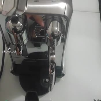 Nespresso Kahve Makinesi Su Haznesi Kırık Çıktı
