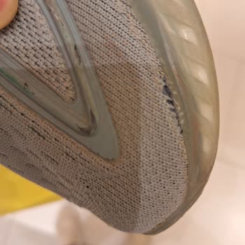 Greyder Ayakkabıda Dikiş Atması Ve Yetersiz Müşteri Hizmeti