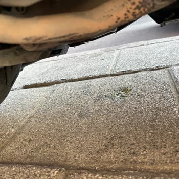 Yetkili Serviste Yapılan Bakım Sonrası Yağ Sızıntısı Ve Mağduriyet