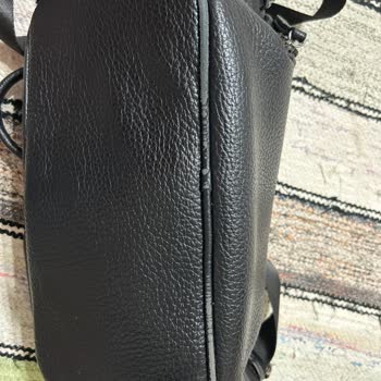 Aldığım Çantanın Fermuarı Patladı Ve Deri Soyulmaya Başladı