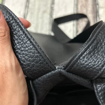 Aldığım Çantanın Fermuarı Patladı Ve Deri Soyulmaya Başladı