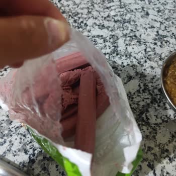 Satın Alınan Piliç Sosisin Bozuk Çıkması ve Sağlık Riski Hakkında Şikayet