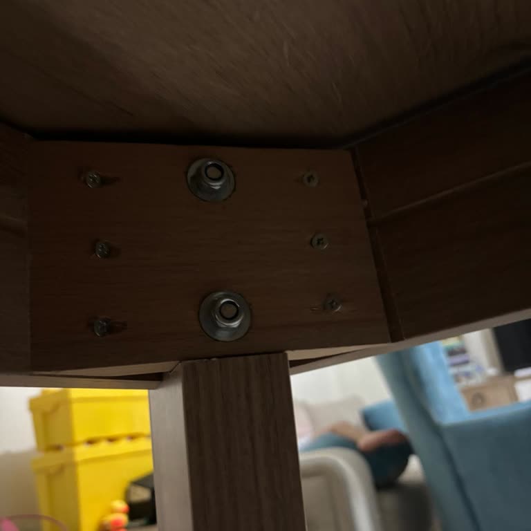 Afyon Uydukent Nakliyat Eşyalarıma Zarar Verdiler!