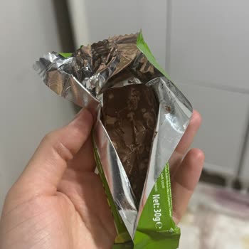 Son Kullanma Tarihi Geçmemiş Çikolatada Bayatlık Ve Renk Değişimi