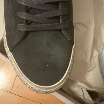 Sıfır Ayakkabıda Yırtık Şoku: Beymen'den Hayal Kırıklığı