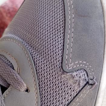 Kısa Sürede Yıpranan Ayakkabıya Ret Yanıtı Mağduriyetimi Artırdı