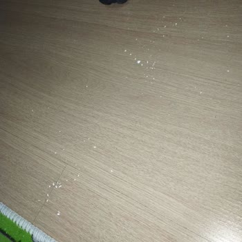 Dove Deodorant İlk Günden Dökülmeye Başladı, Mağduriyetimin Giderilmesini İstiyorum