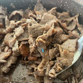 Namet Dönerde Plastik Parça Ve Yetersiz Müşteri Hizmeti