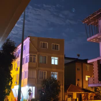 Darıca'da Sokak Lambalarının 2 Haftadır Yanmaması Ve İlgisizlik