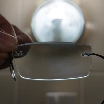 Meydan Optik (Samsun) Gözlük Camımda Çizilmeye Neden Oldu!