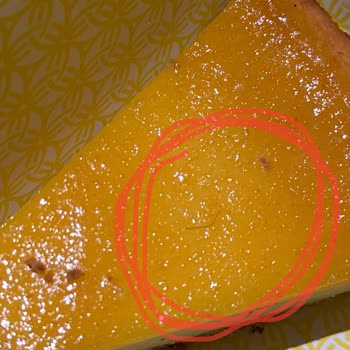 Kahve Dünyası'ndan Aldığım Cheesecake'in İçinden Kıl Çıktı, Güvenim Sarsıldı