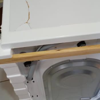 Media Markt Kırık Ve Arızalı Teslim Edilen Çamaşır Makinesi İçin İade Ve Ücret İadesi Sorunu