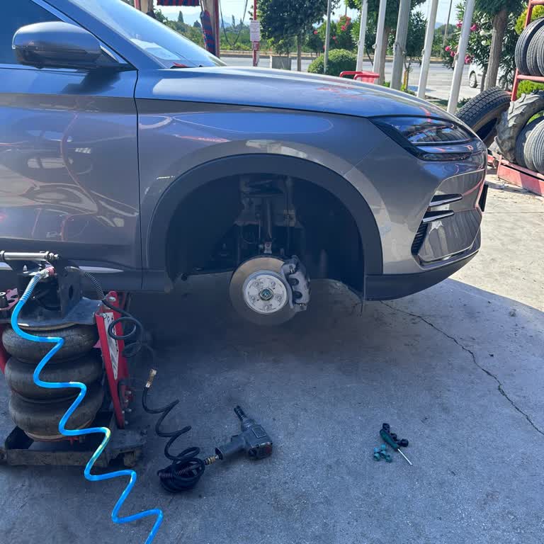 Aracım Yüksek Lastik Basıncıyla Teslim Edildi, Patlayan Lastik İçin Çözüm Sunulmadı