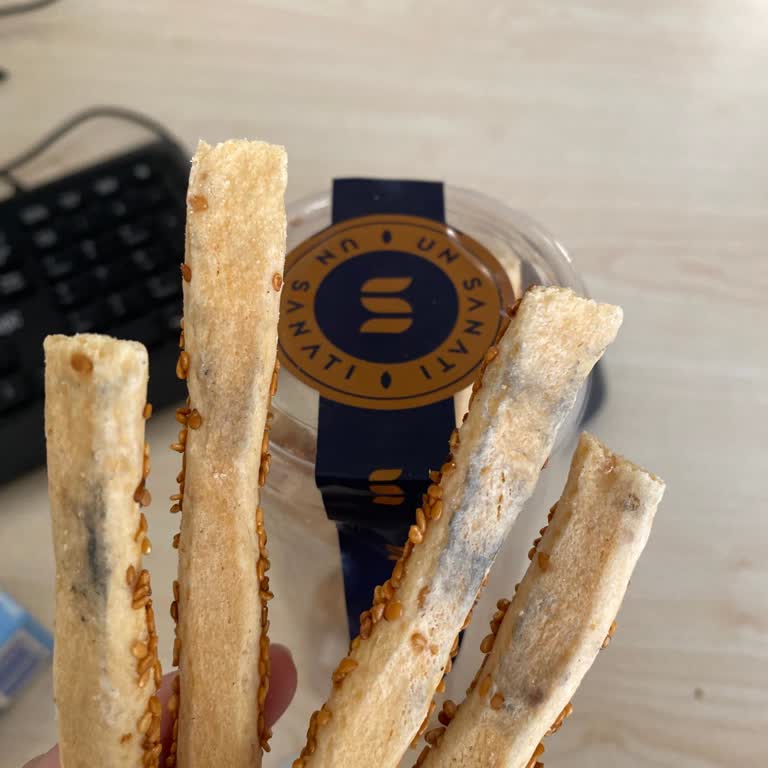 Aldığım Kraker Ununda Küf Ve Müşteri Hizmetlerine Ulaşamama Sorunu