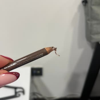 Lykd Kaş Kaleminden Çıkan Plastik Parça Göz Sağlığımı Tehlikeye Attı