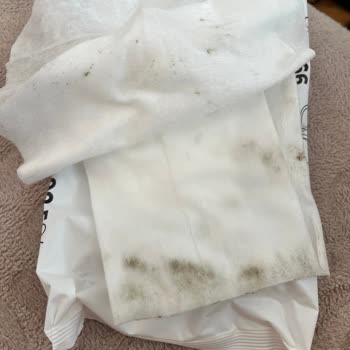 Sleepy New Born Islak Mendillerde Küf Sorunu Ve Önlem Talebi