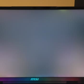 MSI Bilgisayarımda Işık Hüzmesi Sorunu Ve Belirsiz Değişim Süreci