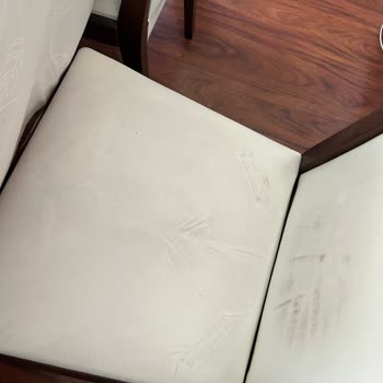 LCW Pantolon Renk Verdi, Diğer Markalı Ürünlerim Zarar Gördü Ve Mağduriyetim Giderilmedi