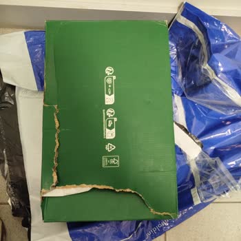 Kullanılmış Ve Hasarlı Ayakkabı Gönderildi, İade Sürecinde Zorluk Yaşıyorum