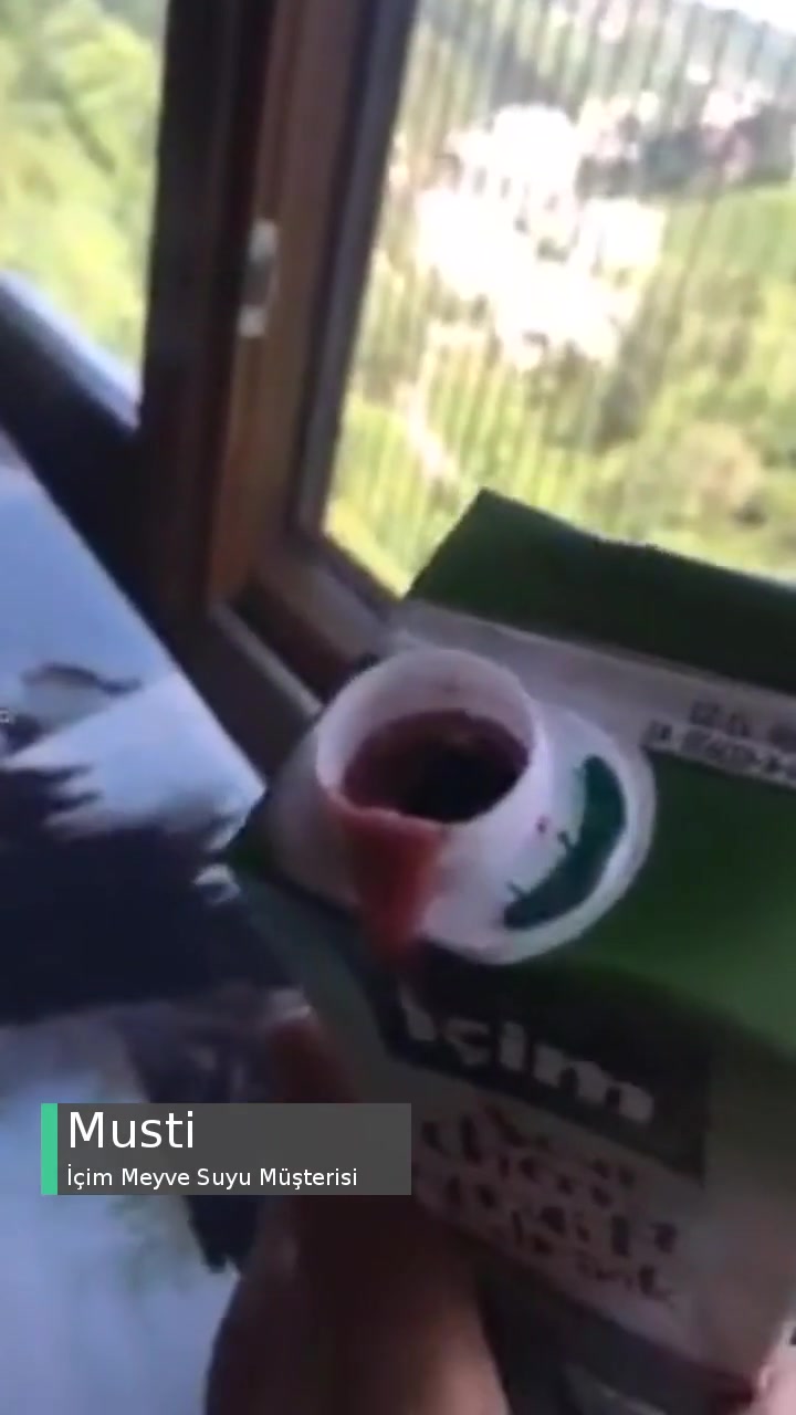 İçim Vişne Suyunun İçinden Değişik Madde Çıktı! videonun kapak resmi