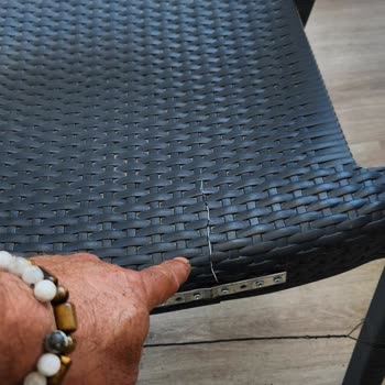 Modalife'dan Aldığımız Sandalyeler Kırıldı, Mağduriyetimiz Giderilmedi