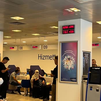 Şubede Sıra Karışıklığı Ve Yetersiz Gişe Nedeniyle Yaşanan Mağduriyet