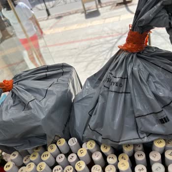 DHL Ecommerce Türkiye Çalışanlarının Hatası Nedeniyle 20 Parfüm Şişesi Kırık Teslim Edildi