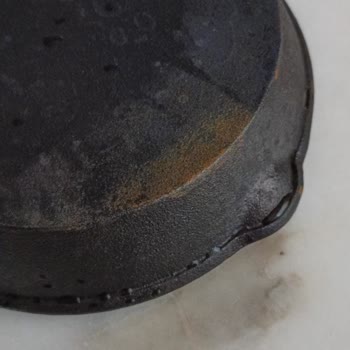 Touch Me Aldığım Döküm Tava Paslı Çıktı, Yumurta Karardı