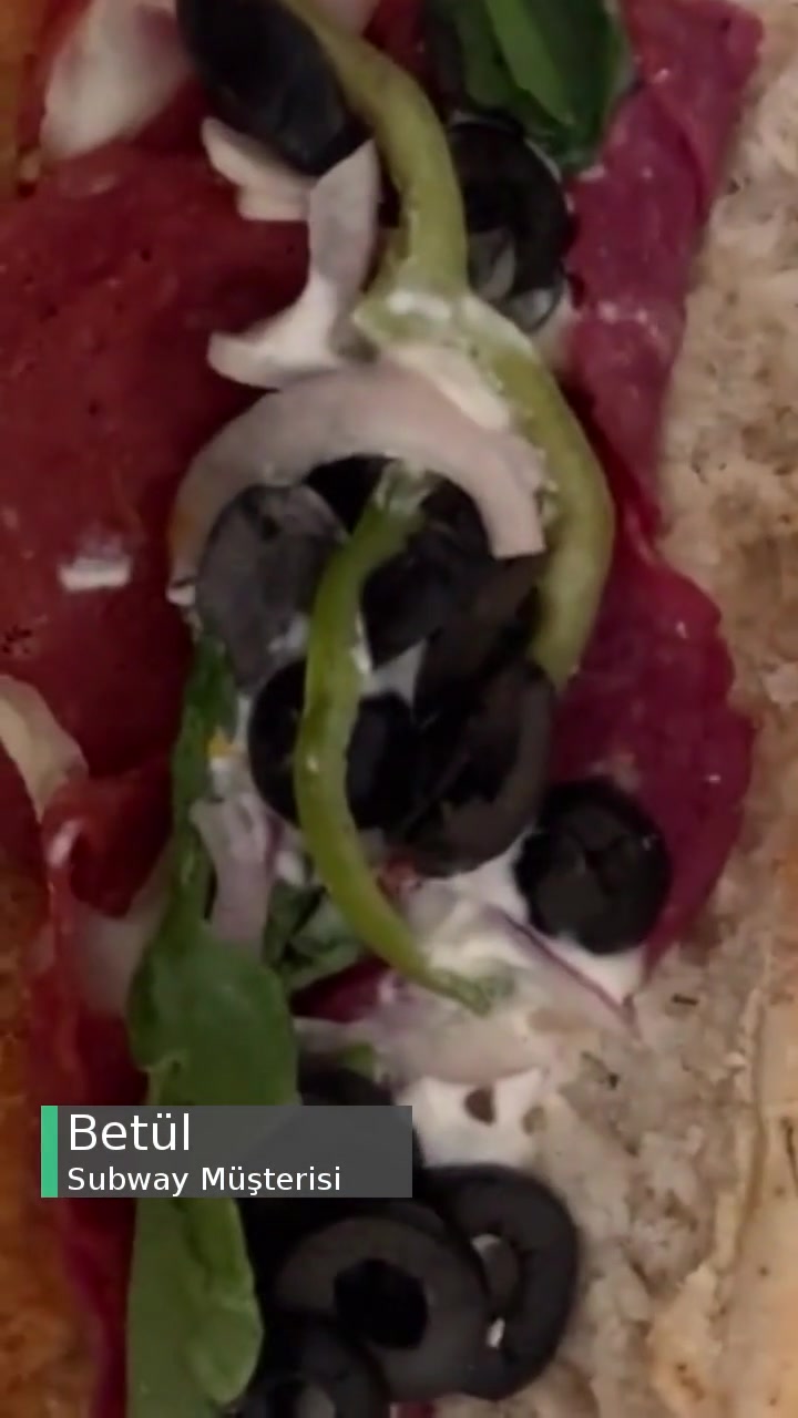 Subway'in Israrla Eksik Malzemeli Sipariş Yollaması! videonun kapak resmi