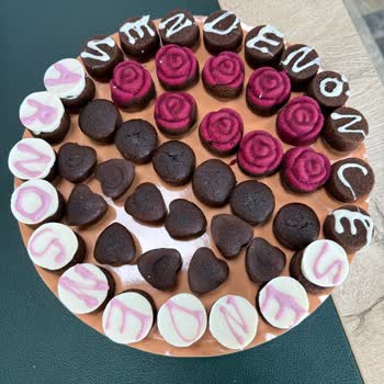 Görselden Farklı Gelen Kek Ve İlgisiz Müşteri Hizmeti Hayal Kırıklığı Yarattı