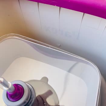 Parex Wondero Şeffaf Kapağı Yamulduğu İçin Bez Çok Islak Bırakıyor