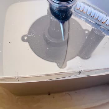 Parex Wondero Şeffaf Kapağı Yamulduğu İçin Bez Çok Islak Bırakıyor