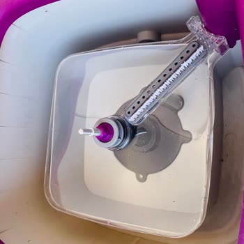 Parex Wondero Şeffaf Kapağı Yamulduğu İçin Bez Çok Islak Bırakıyor