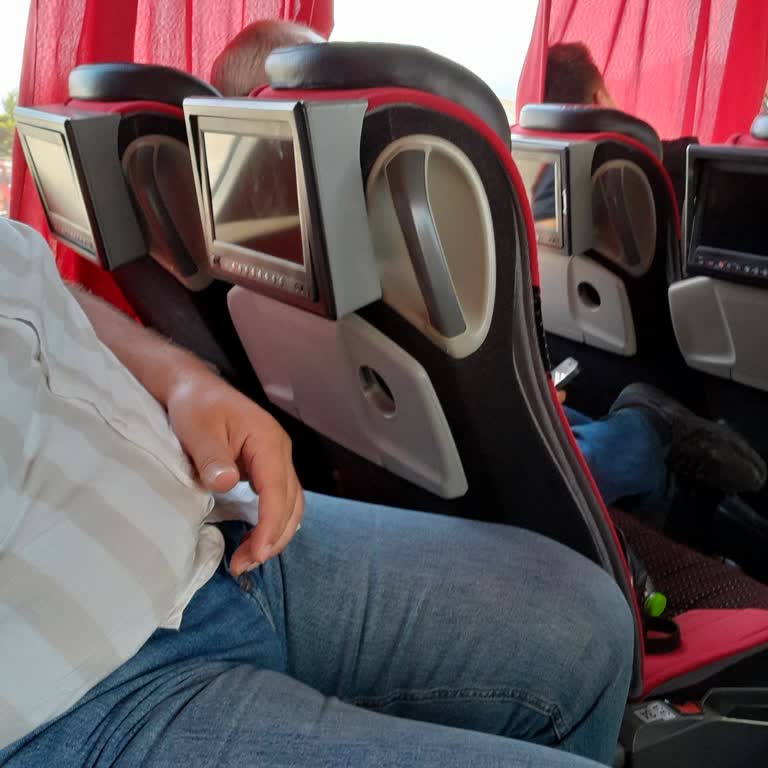 Bilgilendirme Yapılmadan 2+1 Yerine 2+2 Otobüsle Yolculuk Mağduriyeti