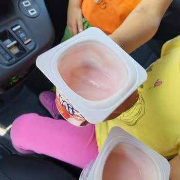 Danone Mix Yoğurtta Ambalaj Hacmi Yanıltıcı Ve İçi Tam Dolu Değil