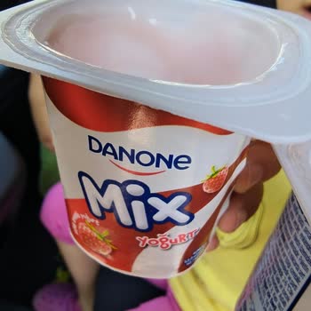 Danone Mix Yoğurtta Ambalaj Hacmi Yanıltıcı Ve İçi Tam Dolu Değil
