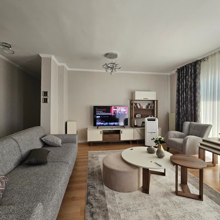 Kelebek Mobilya'dan Eksik Ve Geciken TV Ünitesi Parçası Mağduriyeti