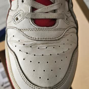 Kısa Sürede Hasar Gören Ayakkabıya İade Talebim Reddedildi, Mağdur Oldum