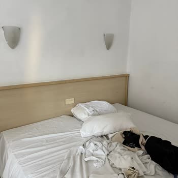 Ayvalık Hotel Kalif’te Hayal Kırıklığı: Eski Odalar, İlgisiz Personel Ve Çözümsüzlük