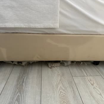 Ayvalık Hotel Kalif’te Hayal Kırıklığı: Eski Odalar, İlgisiz Personel Ve Çözümsüzlük