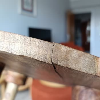 Aldığım Sehpanın Ahşabında Kısa Sürede Çatlama Oluştu